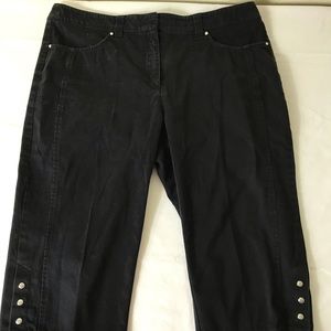 White House Black Market Capris Size 10
